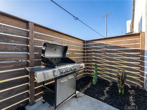 1854 W 79th Street, Los Angeles CA 90047