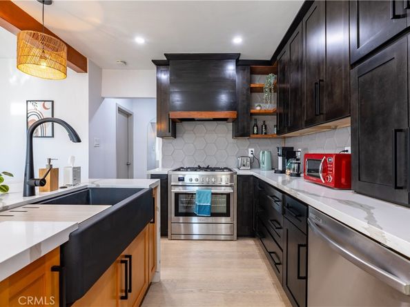 1854 W 79th Street, Los Angeles CA 90047