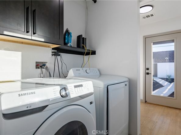 1854 W 79th Street, Los Angeles CA 90047