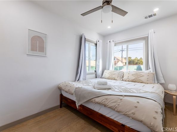 1854 W 79th Street, Los Angeles CA 90047