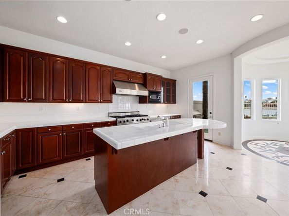 5972 Spinnaker Bay Drive, Long Beach CA 90803