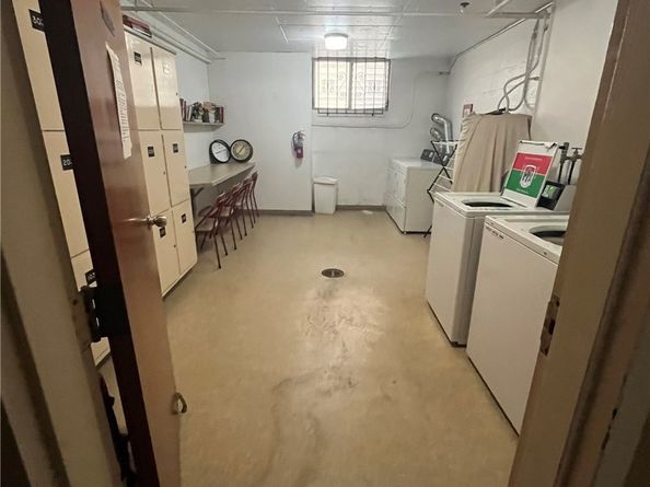 3737 E 2nd Street 301, Long Beach CA 90803