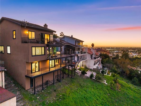 12348 Circula Panorama, North Tustin CA 92705