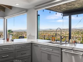12348 Circula Panorama, North Tustin CA 92705