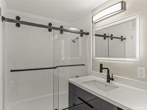 401 W 5th Street 3B, Long Beach CA 90802