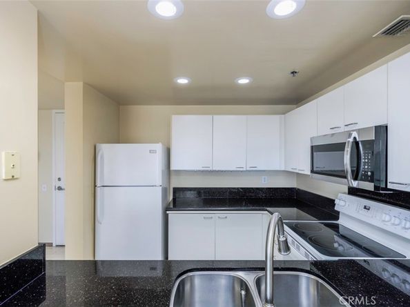 525 E Seaside Way 704, Long Beach CA 90802