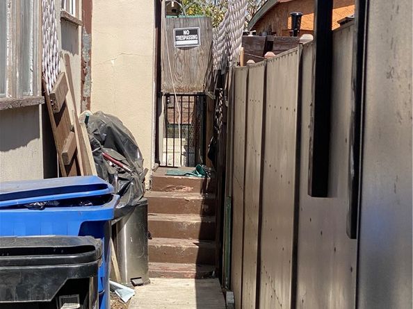 1159 W 54th Street, Los Angeles CA 90037