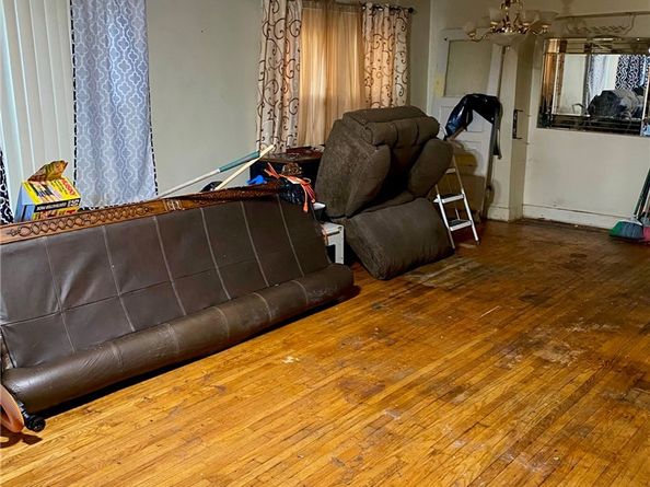 1159 W 54th Street, Los Angeles CA 90037