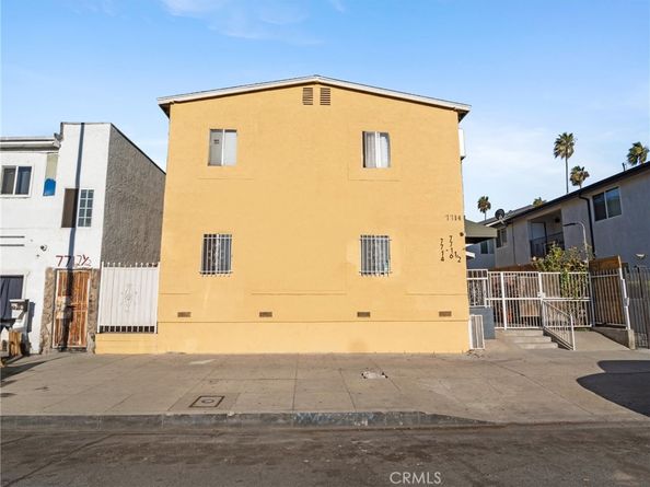 7714 S Broadway, Los Angeles CA 90003