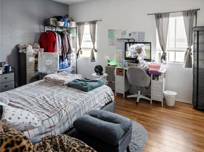 7714 S Broadway, Los Angeles CA 90003