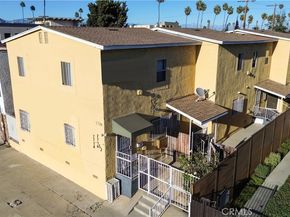 7714 S Broadway, Los Angeles CA 90003