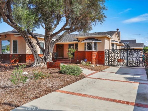 4520 PEPPERWOOD Avenue, Long Beach CA 90808