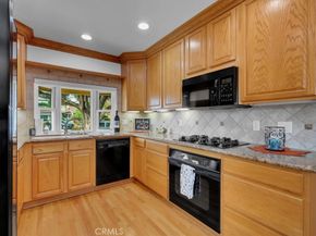 4520 PEPPERWOOD Avenue, Long Beach CA 90808