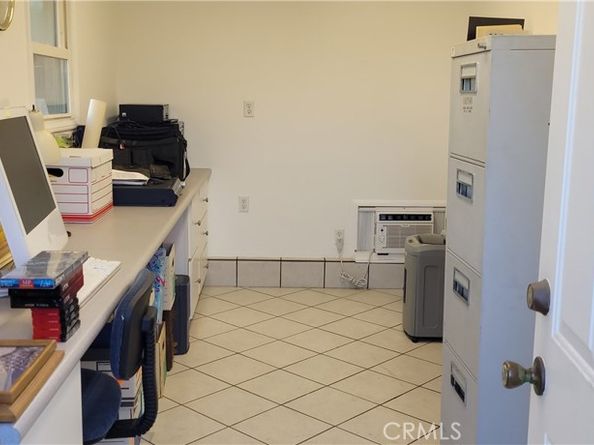 4520 PEPPERWOOD Avenue, Long Beach CA 90808