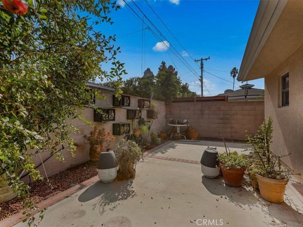 4520 PEPPERWOOD Avenue, Long Beach CA 90808