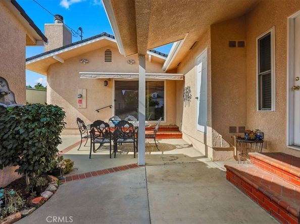 4520 PEPPERWOOD Avenue, Long Beach CA 90808