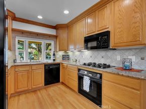 4520 PEPPERWOOD Avenue, Long Beach CA 90808