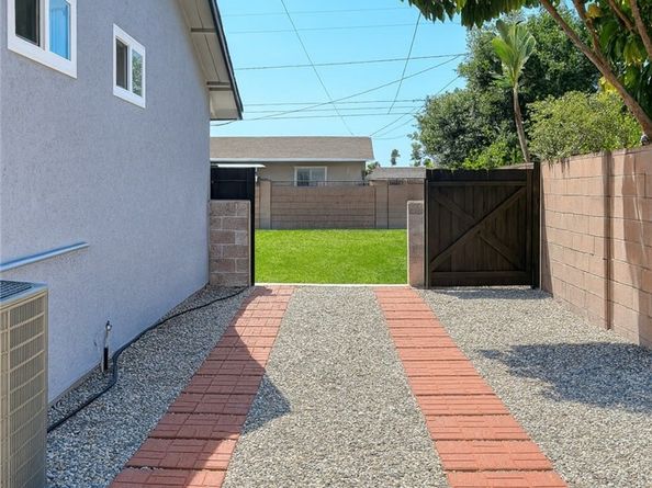 6532 Bestel Ave, Westminster CA 92683
