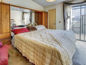 2710 W Segerstrom Avenue D, Santa Ana CA 92704
