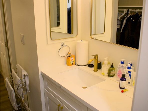 5585 E Pacific Coast, Long Beach CA 90804