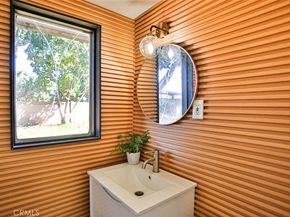 2540 W Picadilly Way, Anaheim CA 92801