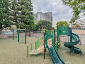 800 W 1st Street 504, Los Angeles CA 90012