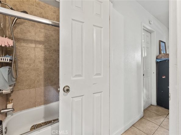 6118 S Main, Los Angeles CA 90003