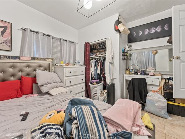 6118 S Main, Los Angeles CA 90003