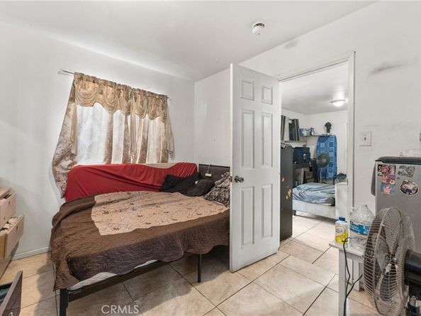 6118 S Main, Los Angeles CA 90003