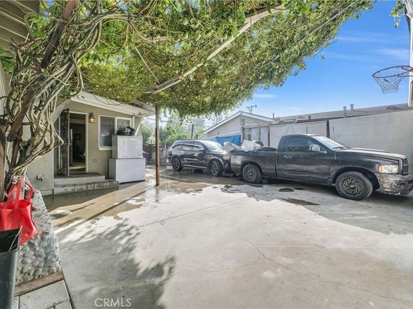 210 S Raitt, Santa Ana CA 92703