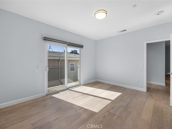 523 E Cedar 101, Burbank CA 91501