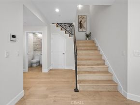 523 E Cedar 101, Burbank CA 91501