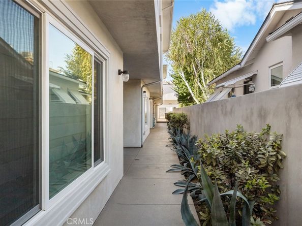 523 E Cedar 101, Burbank CA 91501