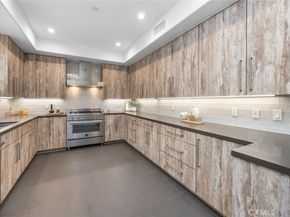 523 E Cedar 101, Burbank CA 91501