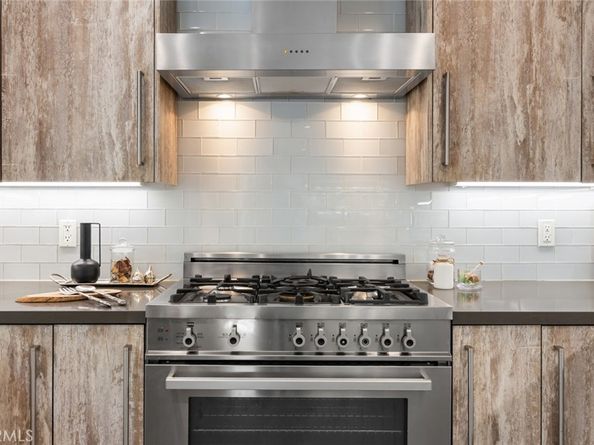 523 E Cedar 101, Burbank CA 91501