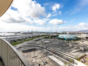 700 E Ocean 2308, Long Beach CA 90802