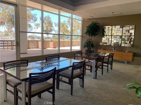 700 E Ocean 2308, Long Beach CA 90802