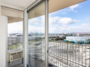 700 E Ocean 2308, Long Beach CA 90802