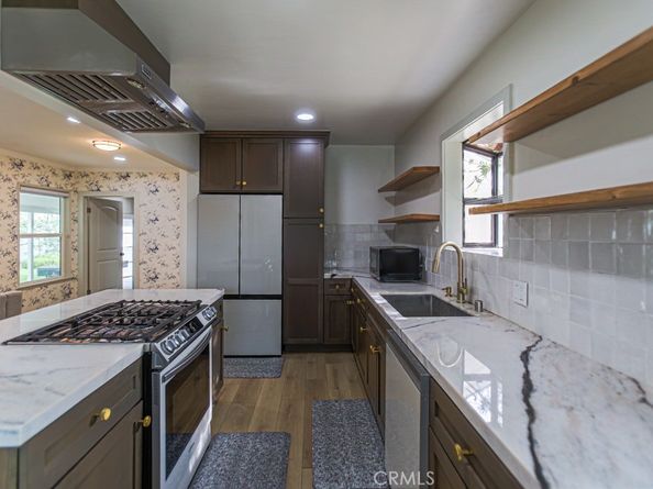 702 N Pine, Anaheim CA 92805