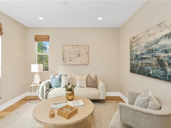 245 Follyhatch, Irvine CA 92618