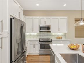 245 Follyhatch, Irvine CA 92618