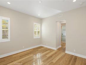 245 Follyhatch, Irvine CA 92618