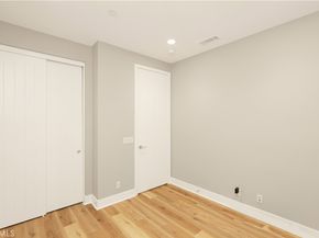 245 Follyhatch, Irvine CA 92618