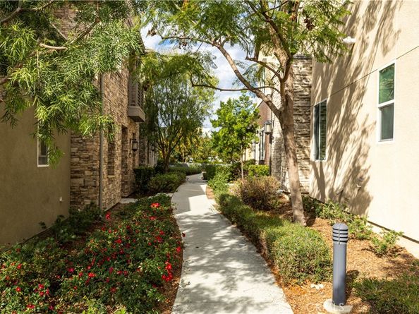 245 Follyhatch, Irvine CA 92618