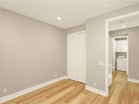 245 Follyhatch, Irvine CA 92618