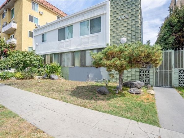 446 S St Andrews, Los Angeles CA 90020
