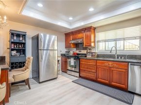 446 S St Andrews, Los Angeles CA 90020