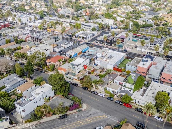 1309 Cabrillo Avenue, Venice CA 90291