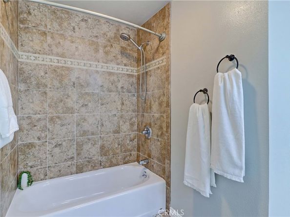 3605 E Anaheim Street 102, Long Beach CA 90804