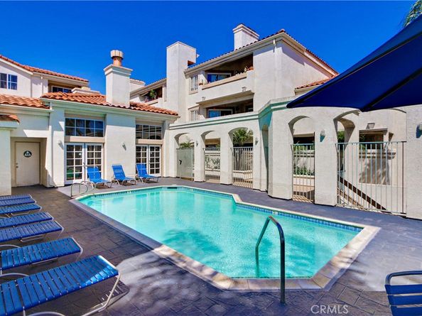 3605 E Anaheim Street 102, Long Beach CA 90804